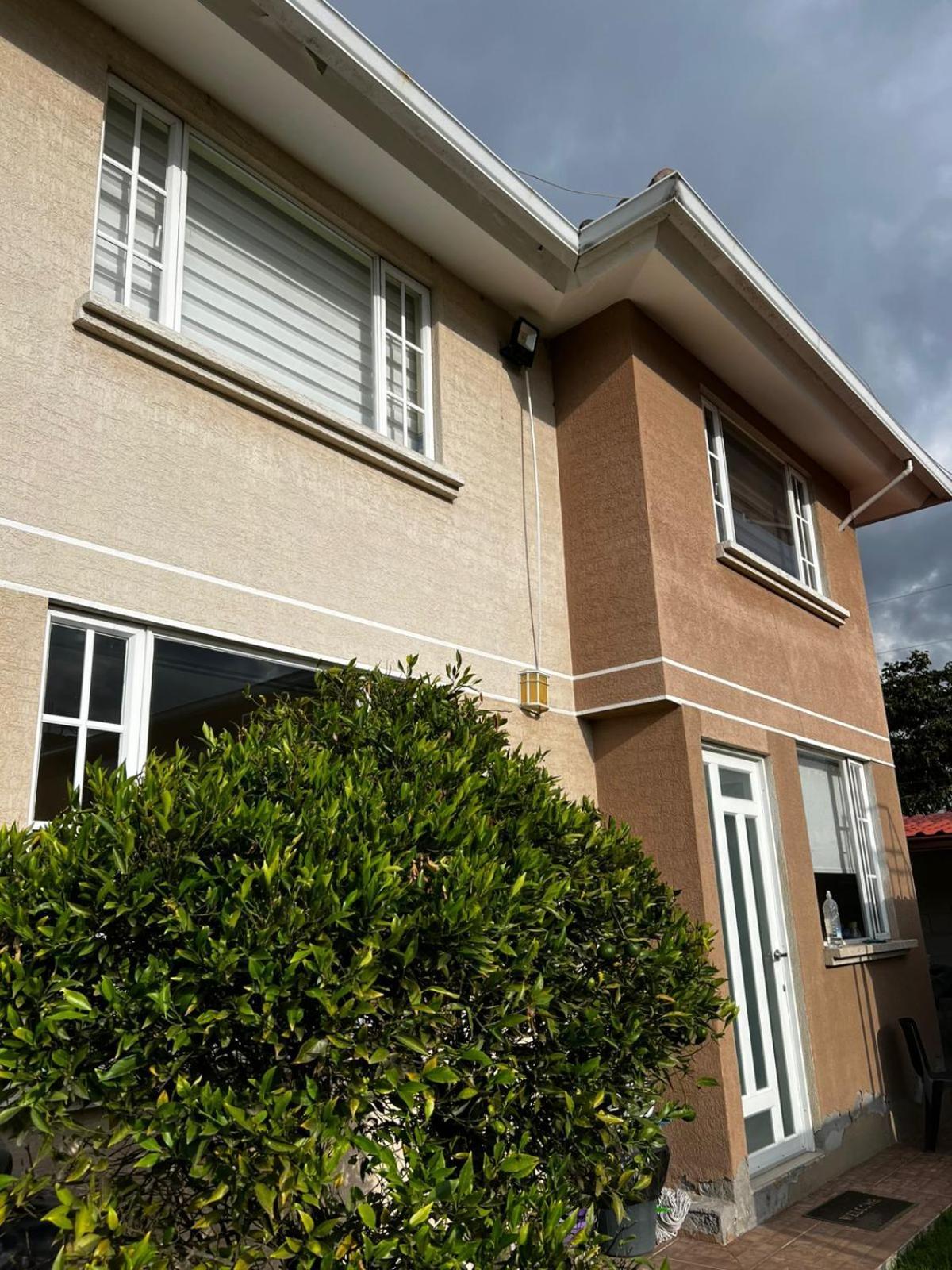 Chester'S B&B Tababela Exterior photo
